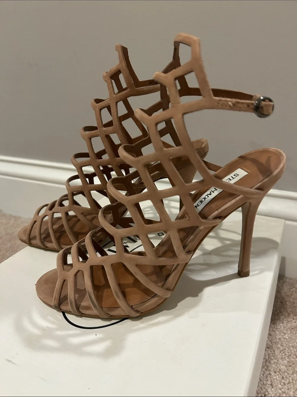 Steve Madden Tan Nubuck Cage Stiletto Sandals SIZE 8